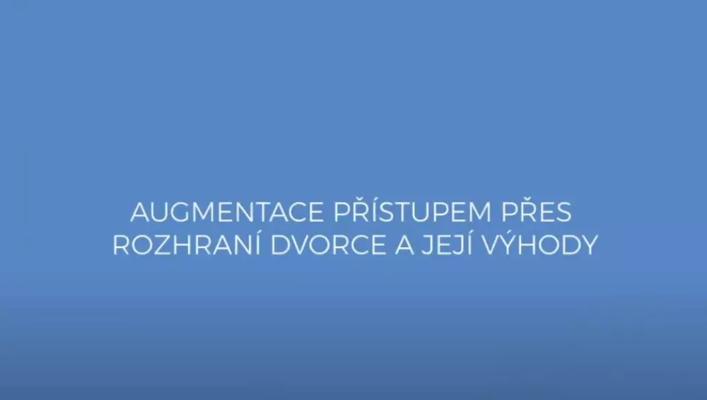 Zvětšení prsou – vložení implantátu přes rozhraní dvorce a jeho výhody