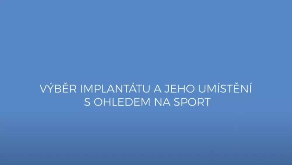 Zvětšení prsou – Výběr implantátu a jeho umístění s ohledem na sport